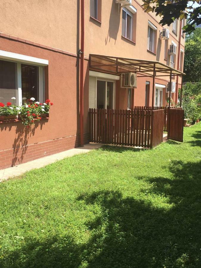 Rose Apartman Debrecen Exterior foto